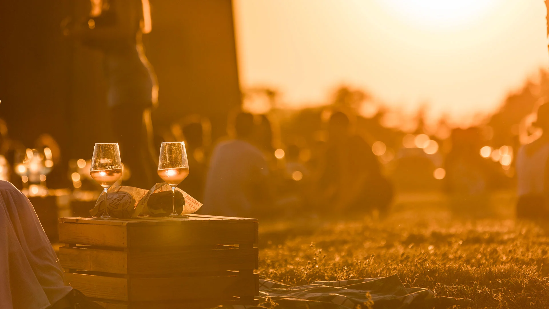 aperistreet-monte-delle-vigne-b aperitivo al tramonto